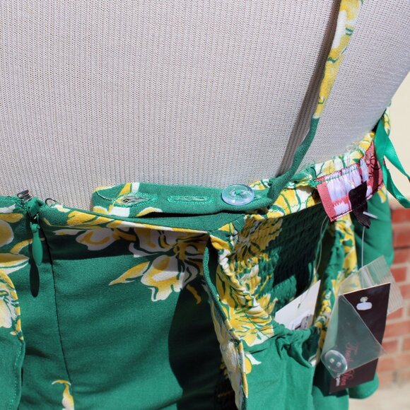 World's Best Lei Hollywood Romper Trashy Diva Playsuit Sz 6 - Picture 8 of 8